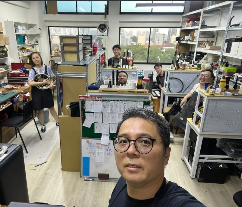 The WindWorks team in the workshop